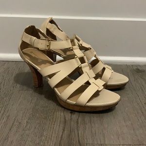 Sandal heels